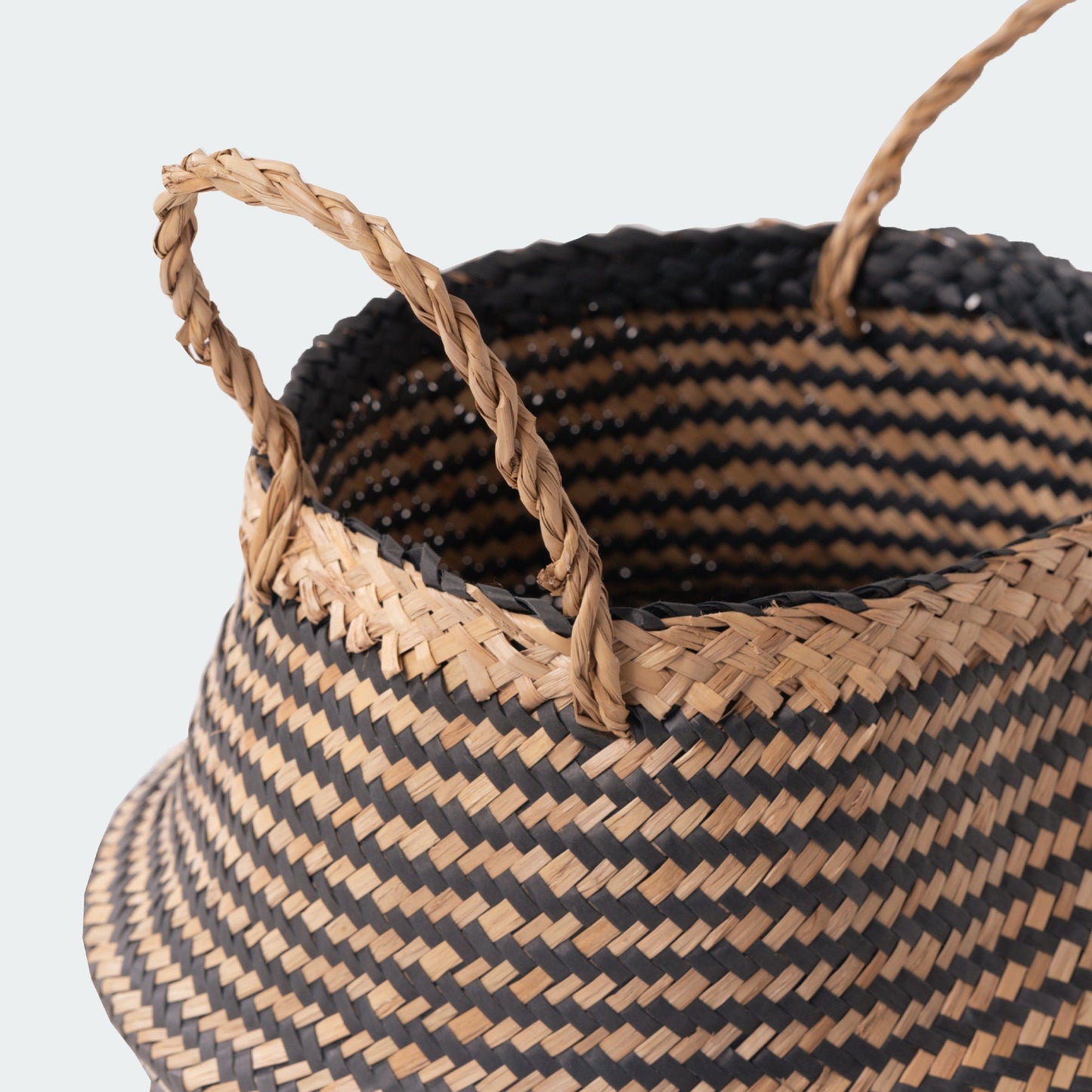 Bold Pattern Seagrass Wicker Planter Vase Set