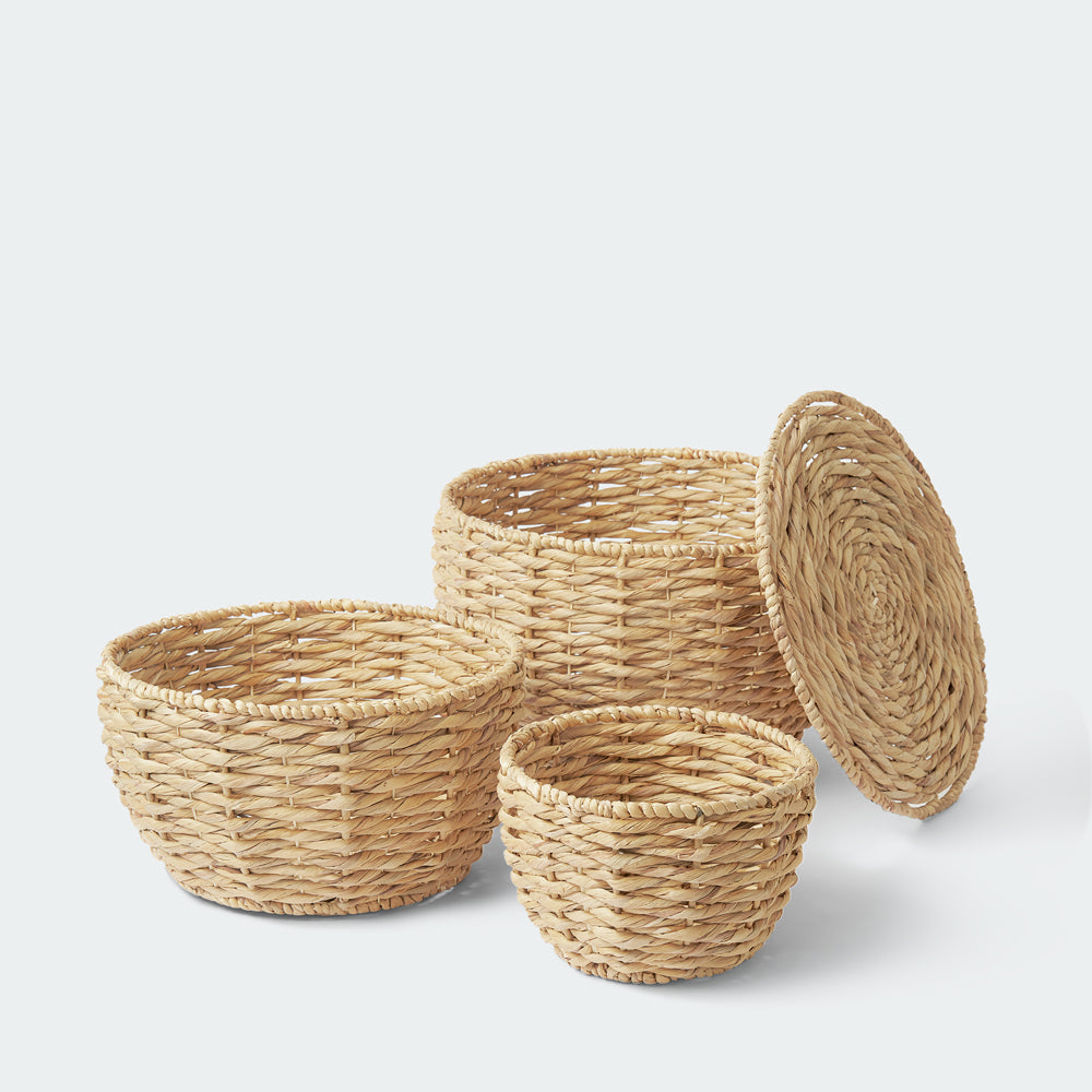 Large Round Water Hyacinth Baskets with Lids, Set of 3