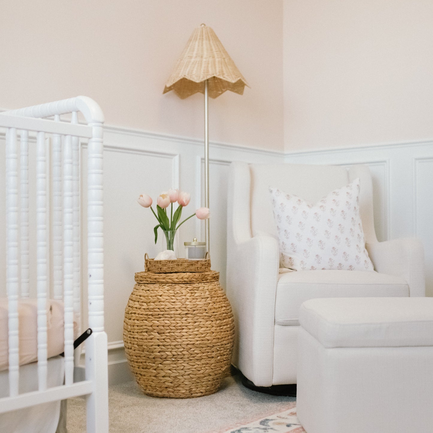 Large Woven Storage Basket with Lid, Stylish Ottoman